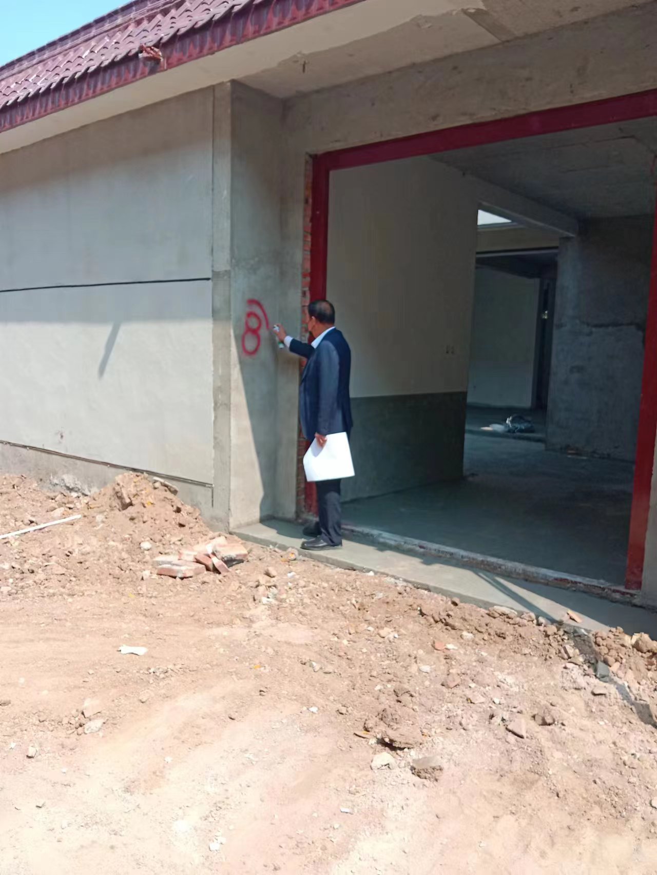 8���ڰ˻�λ�ڰ˿�ʯ�´������򱱵������ɶ�������ʮ��(����7�š�����9�ţ�[�Ѿ���]